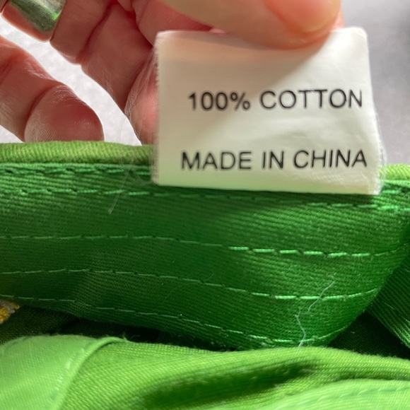 John Deere green hat. - Picture 4 of 5